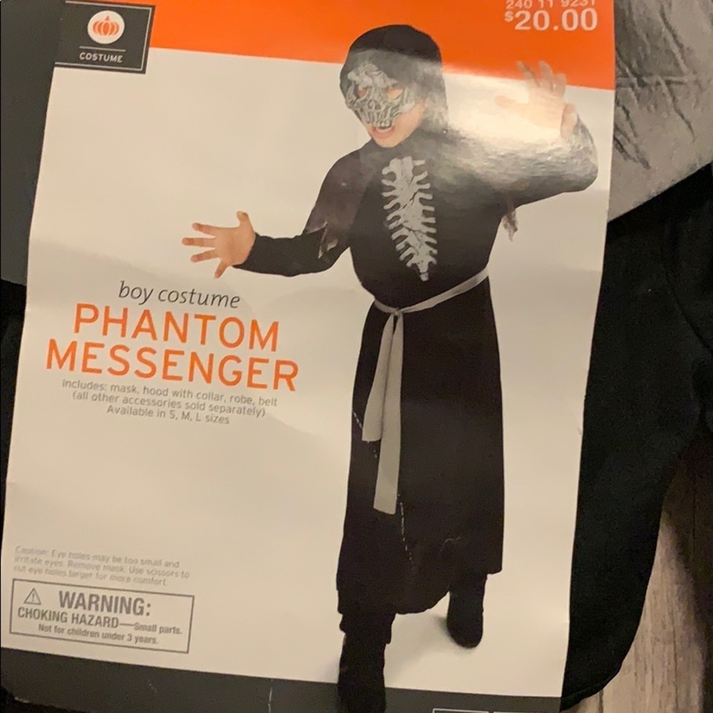 Phantom Messenger Scary Boy’s Costume 6-8 NEW - Picture 2 of 5